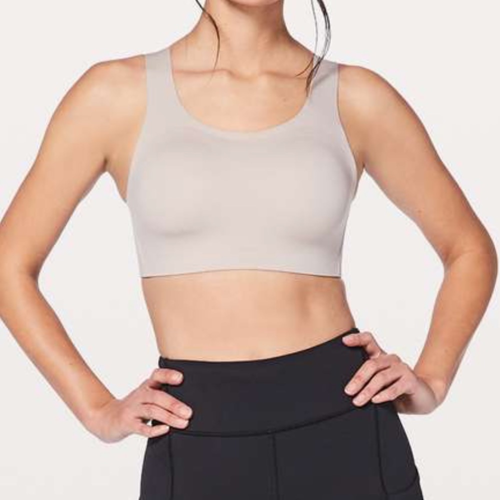 Lululemon Enlite Bra in Barely Beige size 34D